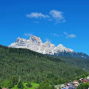 https://appartamento-ultimo-piano-vista-dolomiti.hotelinveneto.com
